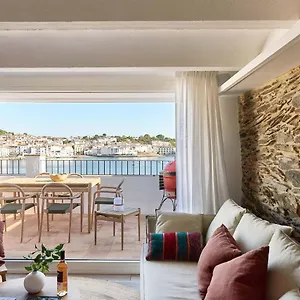 Beachfront Penthouse With Sea Views In , Cadaqués Espagne